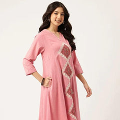 Roza Pink Geometric Embroidered Kurta Set