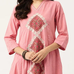 Roza Pink Geometric Embroidered Kurta Set