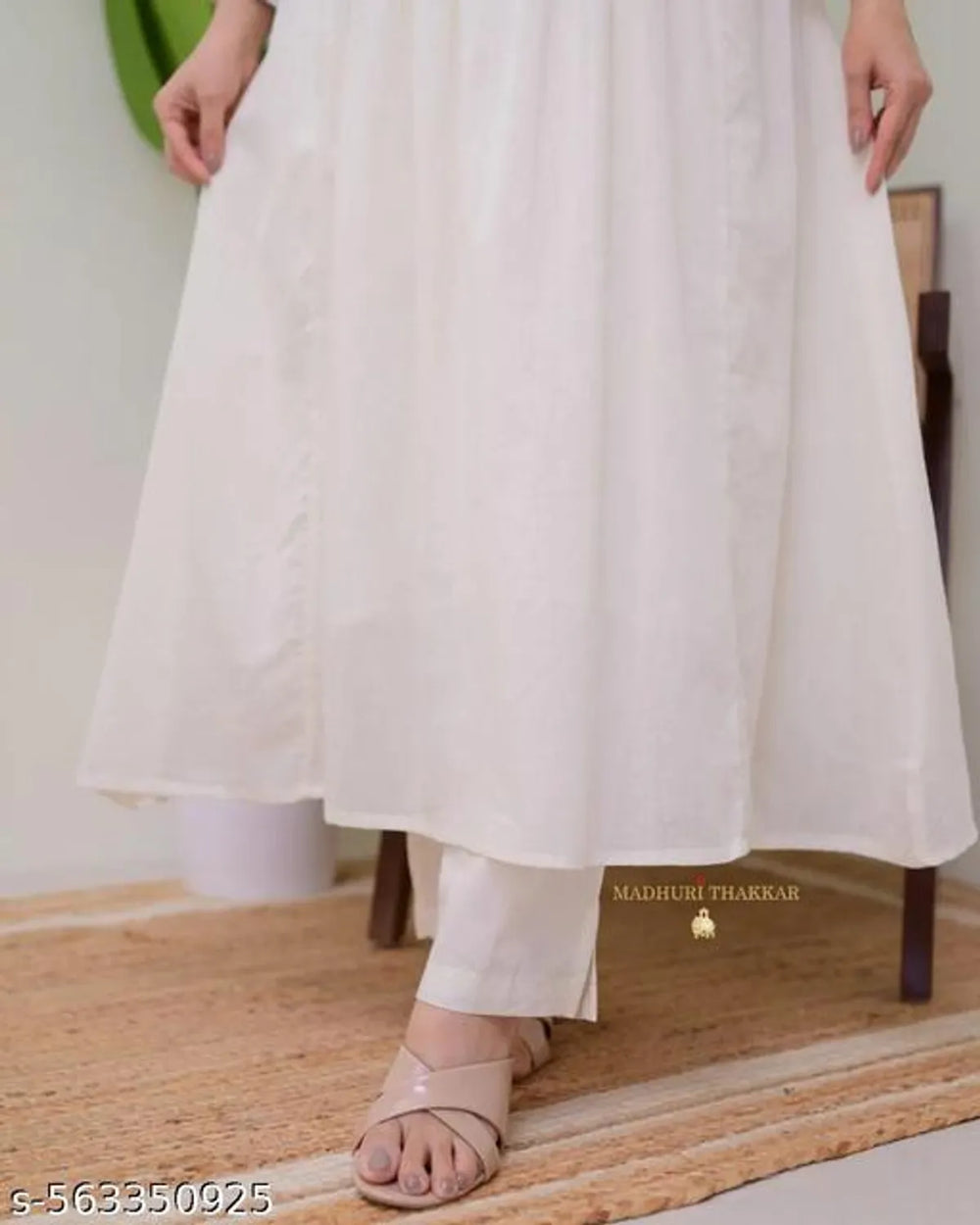 Noor-e-Gul Ivory Embroidered  Rayon Kurta Set