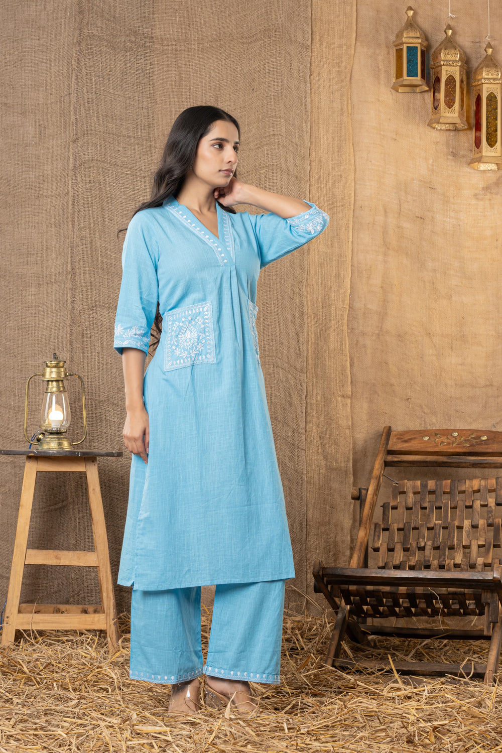 Neelara Hand-Embroidered Kurta Pant Set