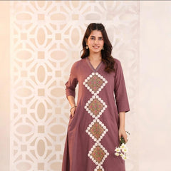 Mehru Geometric Embroidered Kurta Set