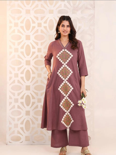 Mehru Geometric Embroidered Kurta Set