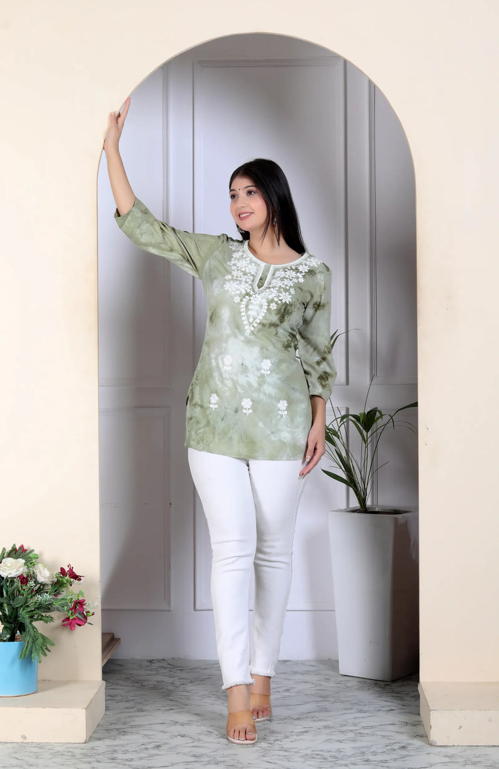 Chikankari Top