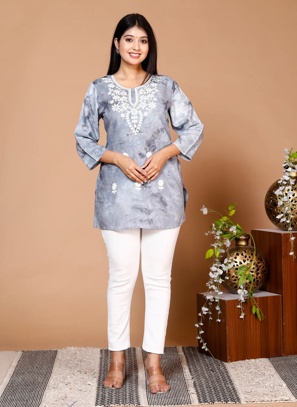 Chikankari Top
