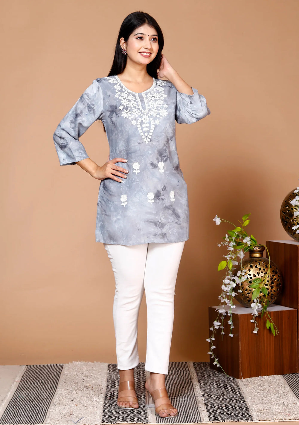 Chikankari Top