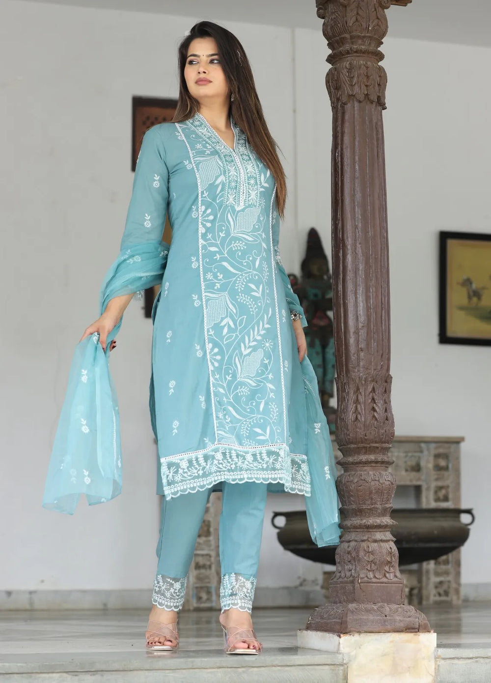 Lucknowi Suit Set