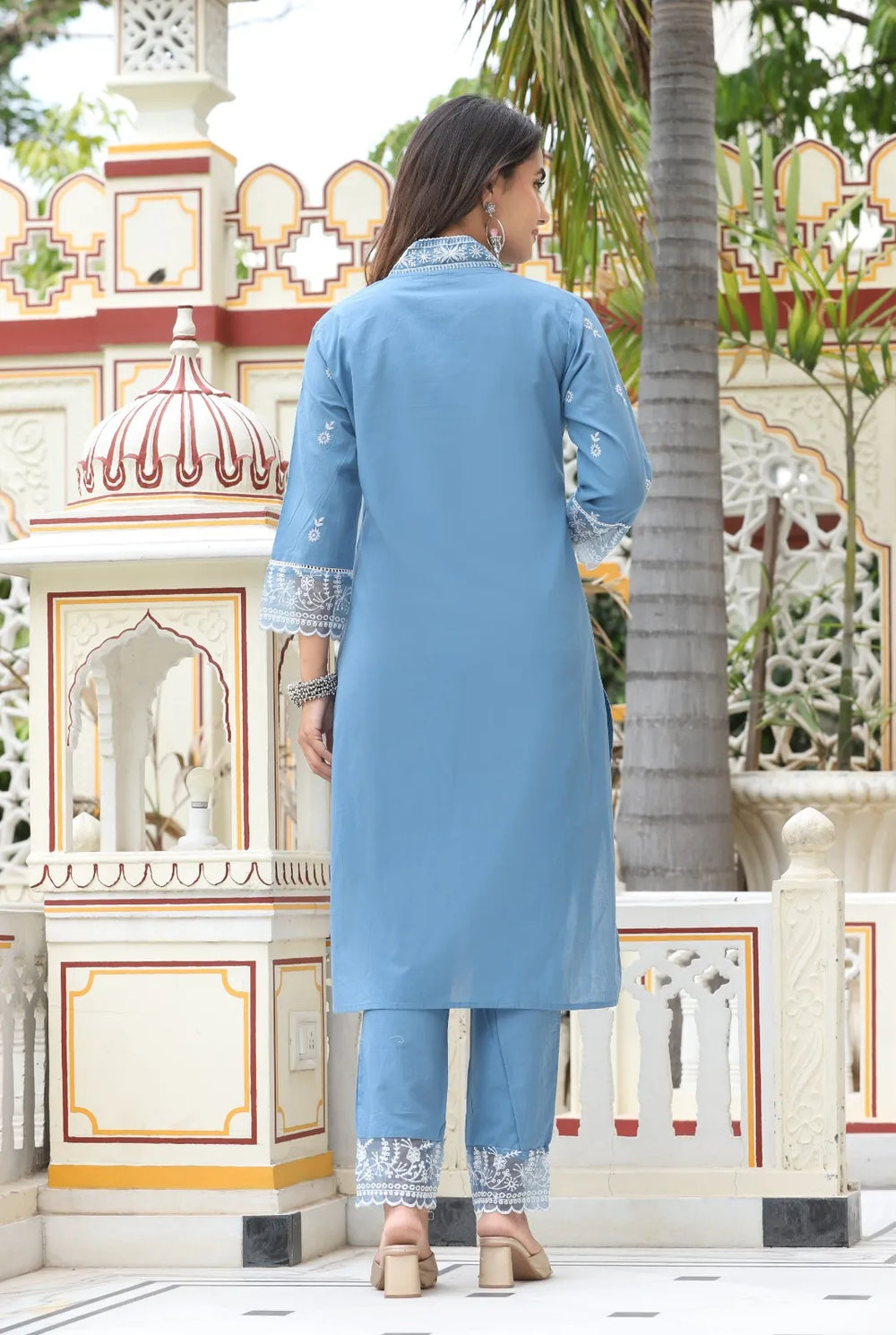 Lucknowi Suit Set