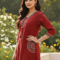 Abhivani Women's Straight Kurta with Pant Set