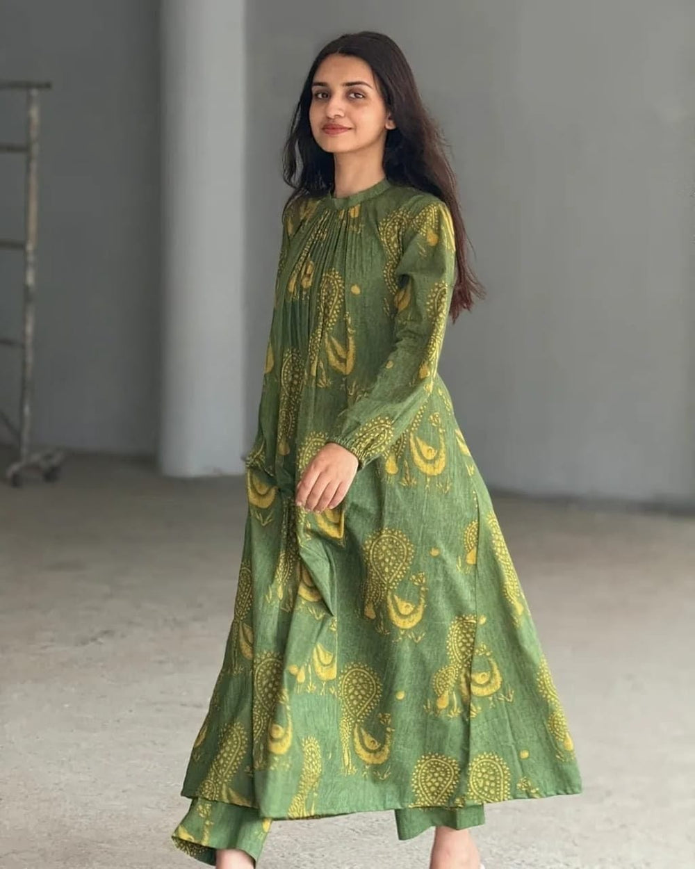 Aarohi Green Printed Kurta Set