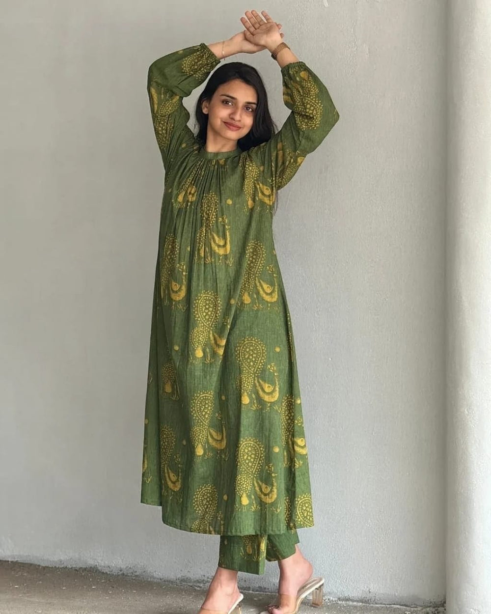 Aarohi Green Printed Kurta Set