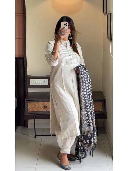 Ivory Grace Pintuck Kurta Set with Dupatta