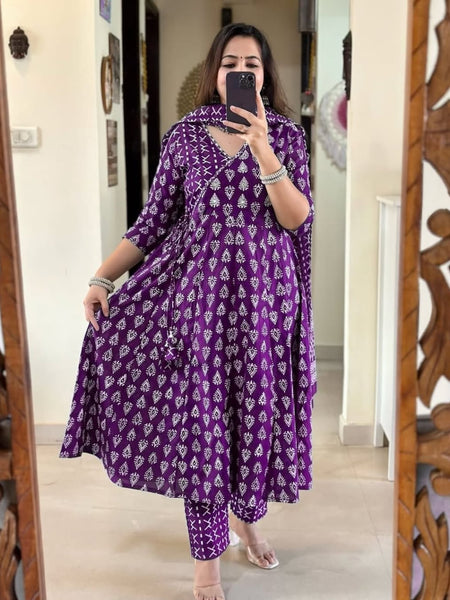 Amethyst Bloom Printed Kurta Pant Set