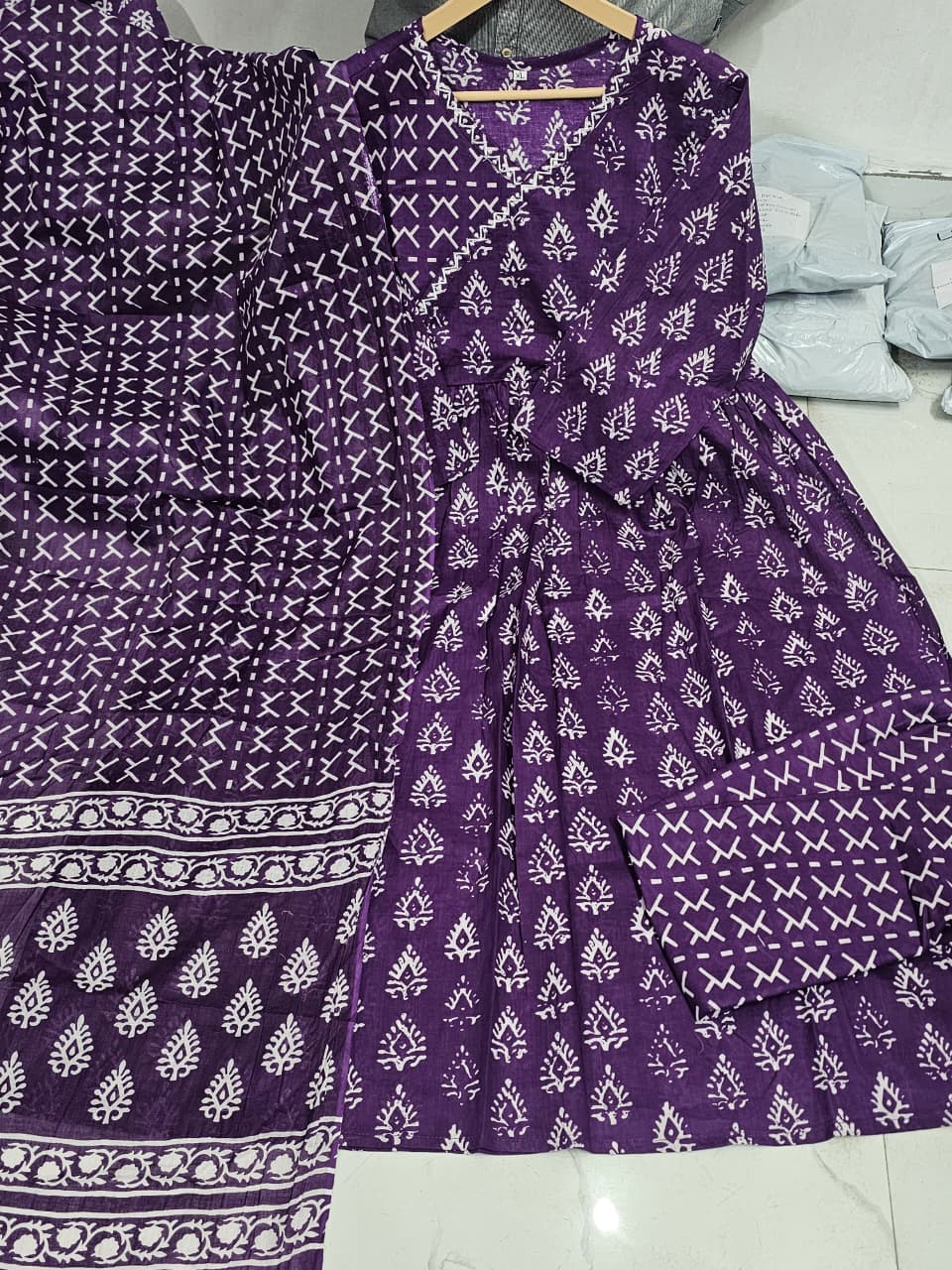 Amethyst Bloom Printed Kurta Pant Set