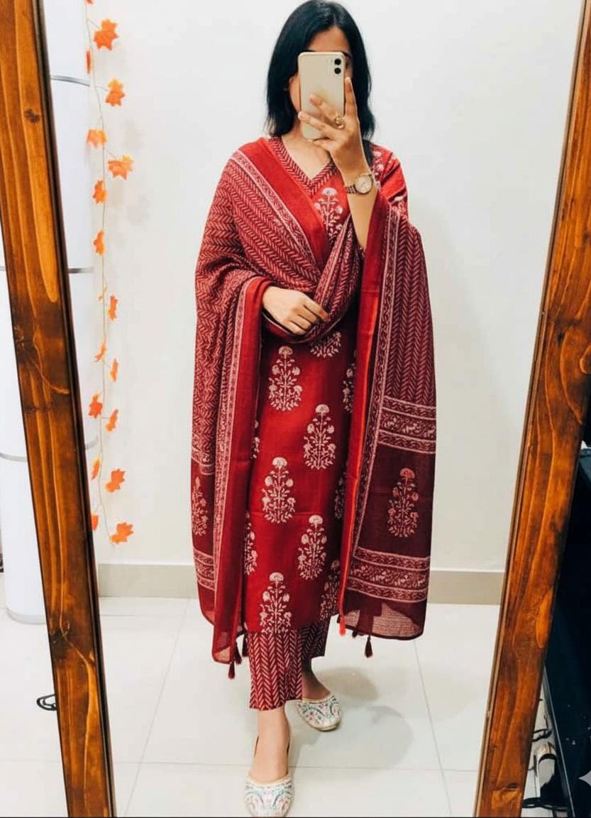 Ruhani Red Handblock Kurta Set with Dupatta