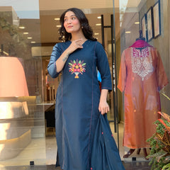 Noor Teal Floral Embroidered Kurta Set