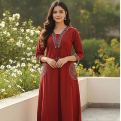 Abhivani Women's Straight Kurta with Pant Set
