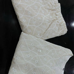 Noor-e-Ivory Chikankari Kurta Pant Set
