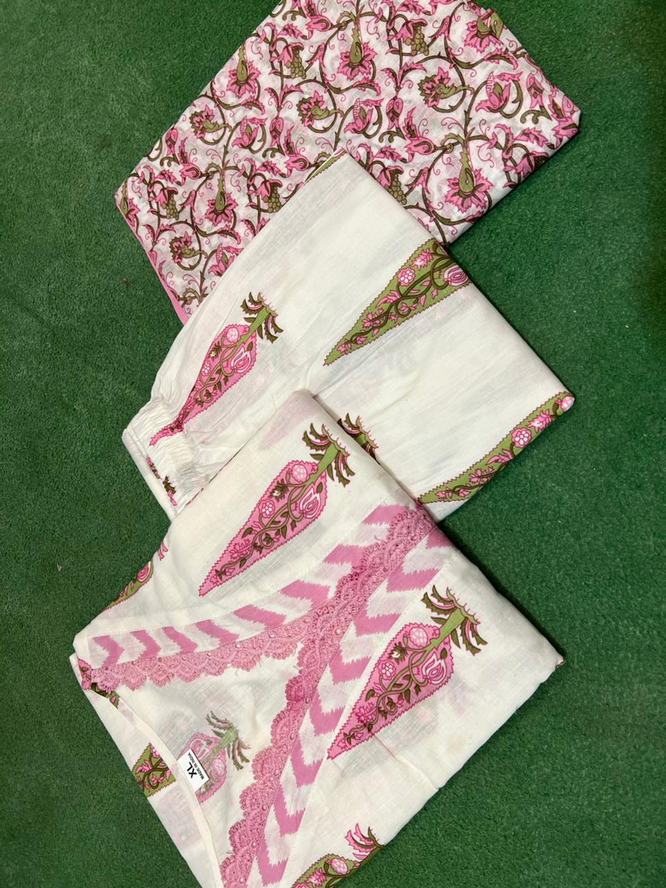 “Lavender Noor” Cotton Kurta Pant Dupatta Set