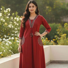 Abhivani Women's Straight Kurta with Pant Set